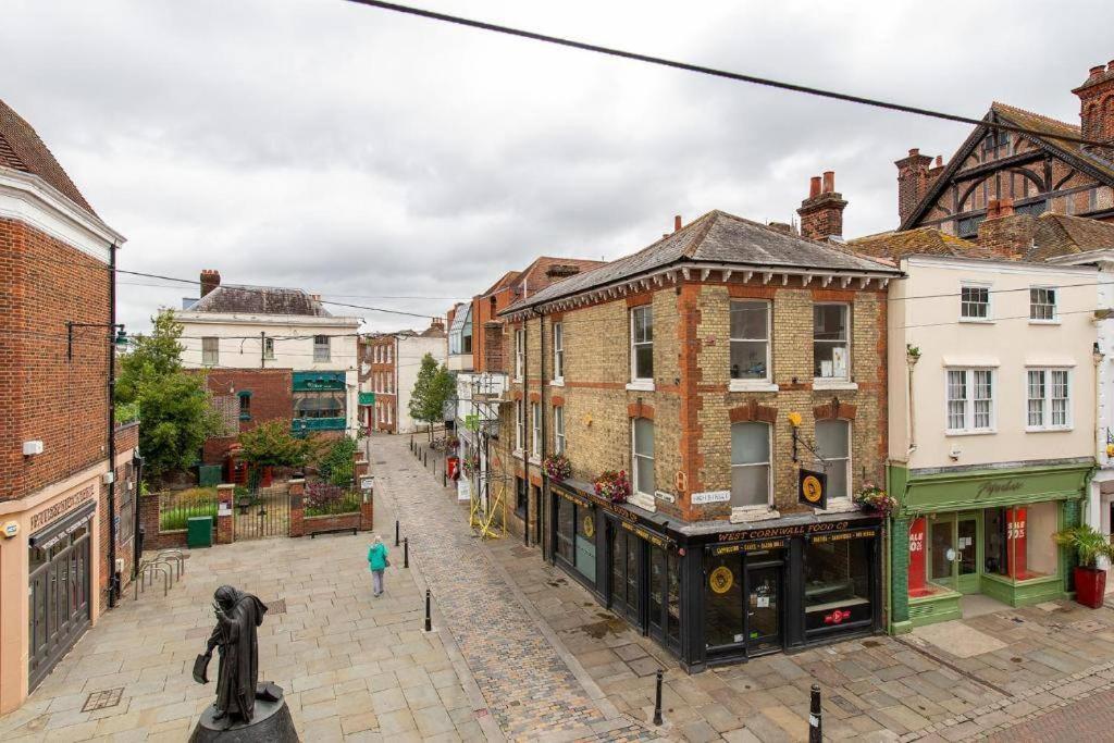 The Most Central Apartment In Canterbury Stunning Interiors, Fully Equipped, City Views And Free Wifi! מראה חיצוני תמונה